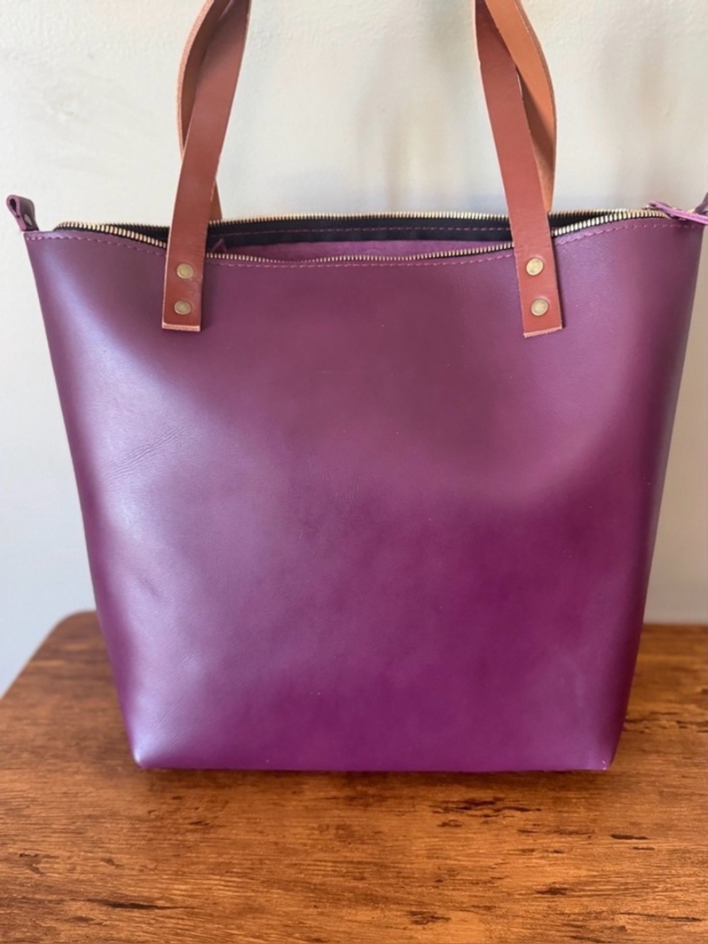 Portland Leather Goods Medium Zip Tote in Lollipop BNNU - Picture 5 of 9